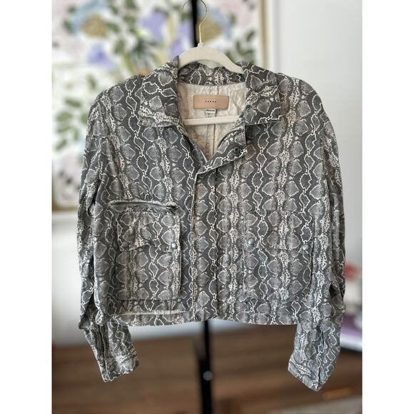 Blank NYC Cropped Denim Trucker Jacket in Neutral Snakeskin Size Small - Picture 1 of 8